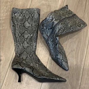 Snake print Women’s boots